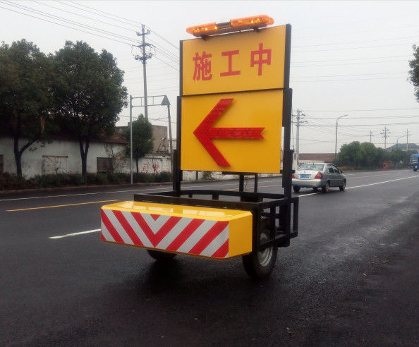 Buzzer Aluminium Traction Type Mobile Vehicle Barrier Anti Tabrakan